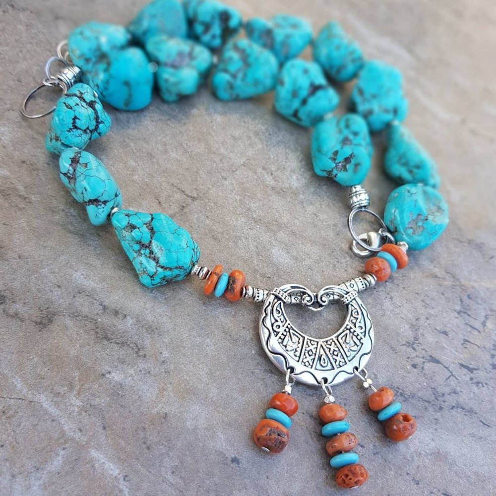 Unisex Tribal/Ethnic Necklace Turquoise Howlite and Red Coral